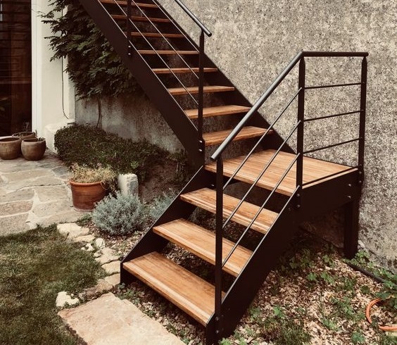 escalier extérieur sur mesure en métal